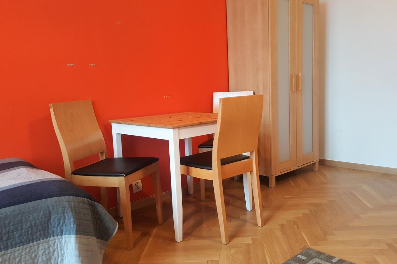 Cinnamon Hostel Wrocław Exterior foto