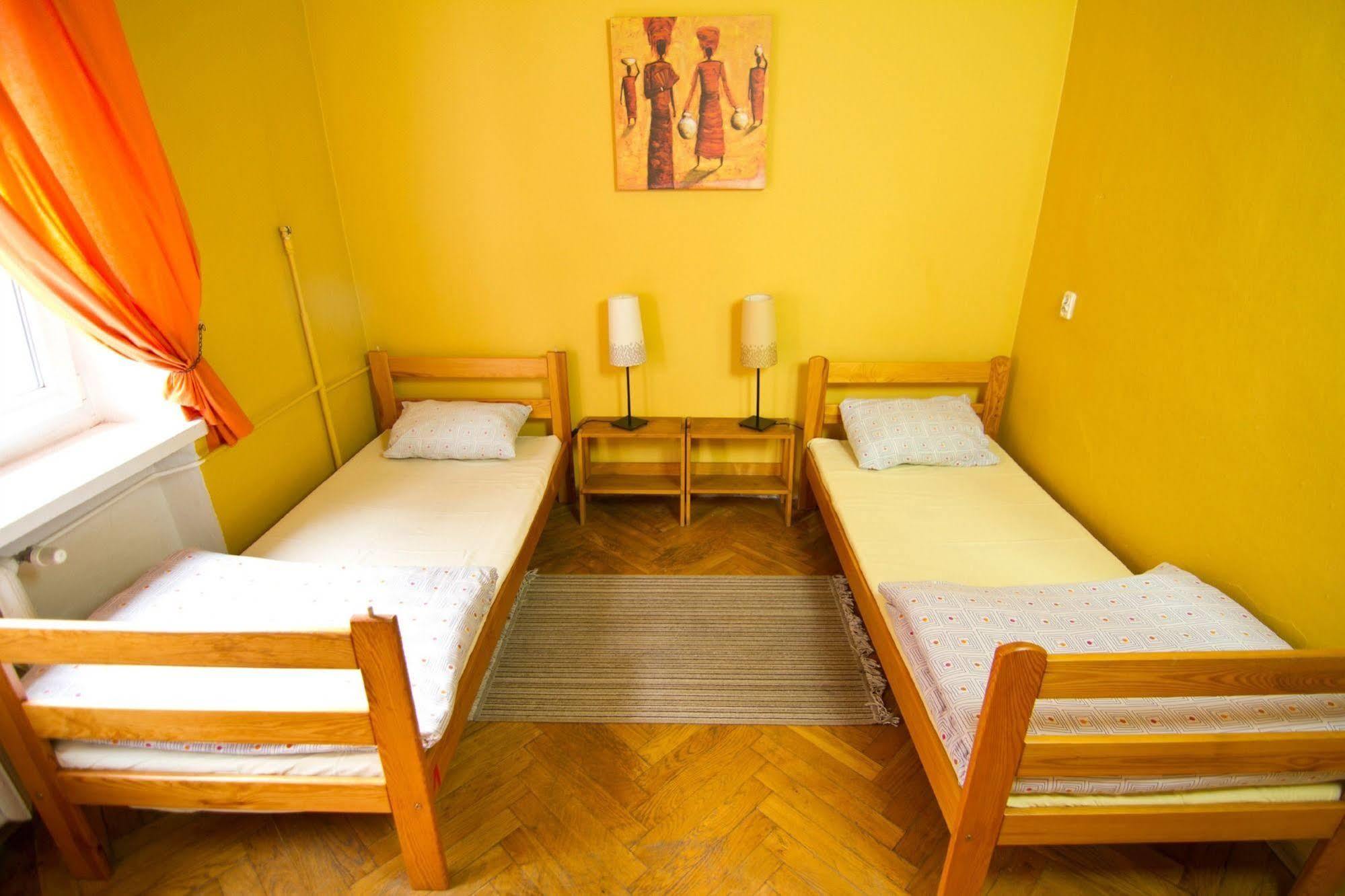Cinnamon Hostel Wrocław Exterior foto