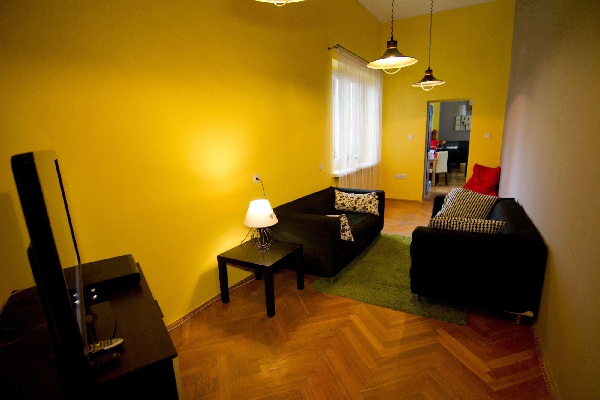 Cinnamon Hostel Wrocław Exterior foto