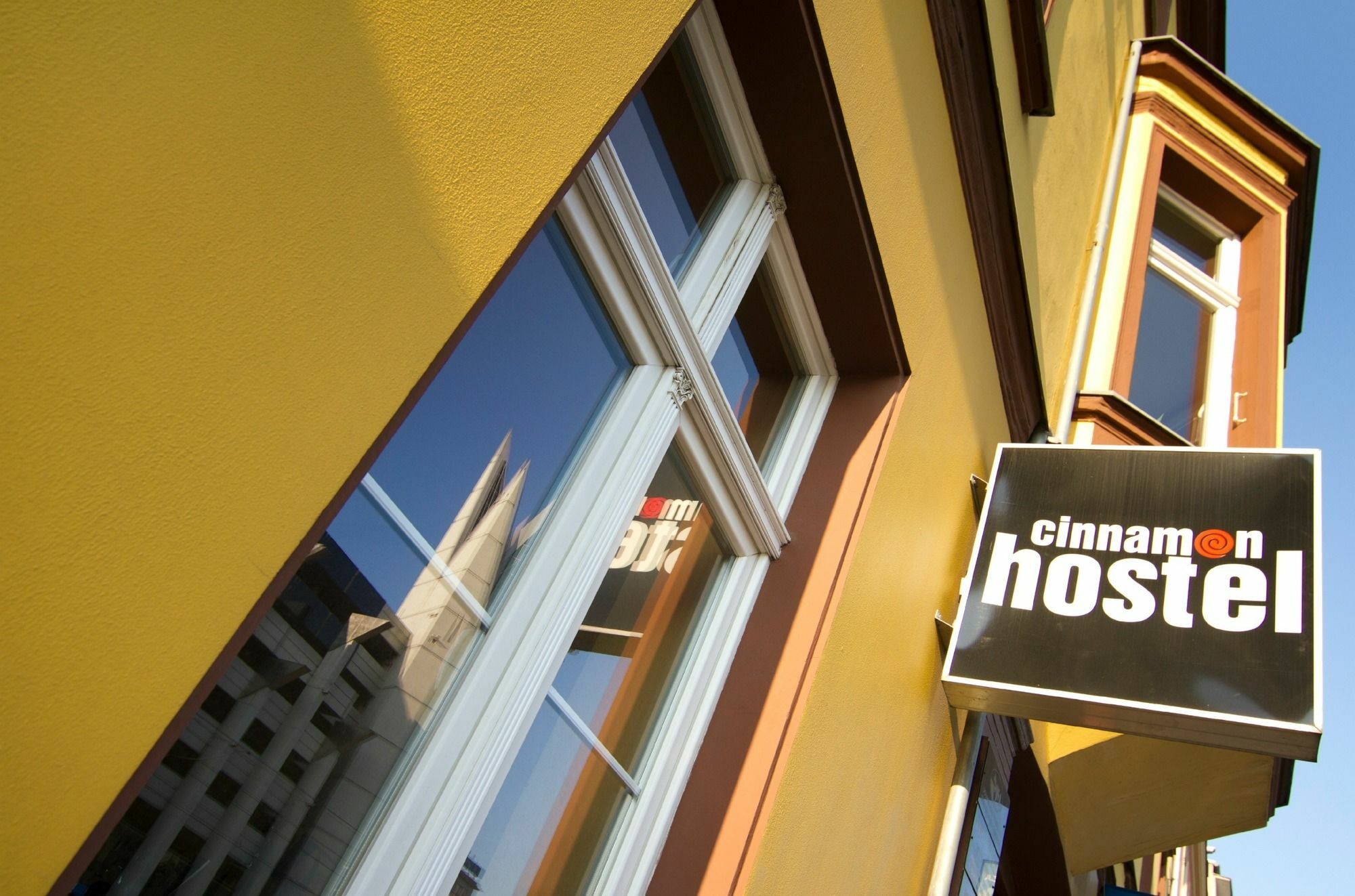 Cinnamon Hostel Wrocław Exterior foto